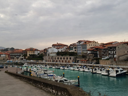 Llanes